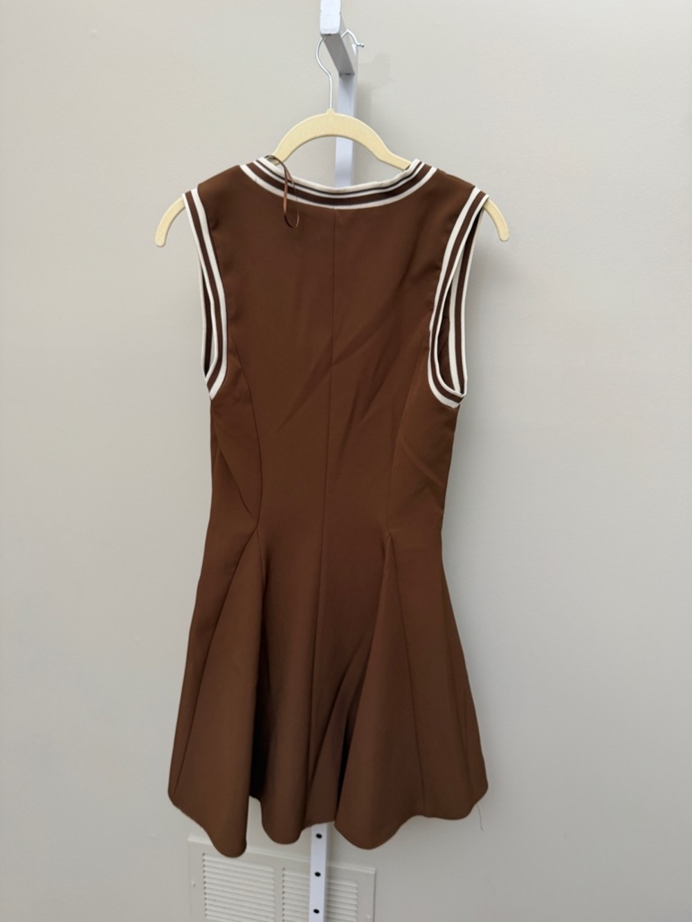 Zara Brown V-Neck Sleeveless Skater Dress with Contrast Trim sis XS - Picture 3 of 5